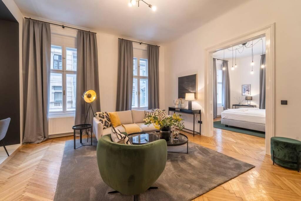 Josef'S Home I Pink Flamingo I Deluxe Suite Wien Exterior foto